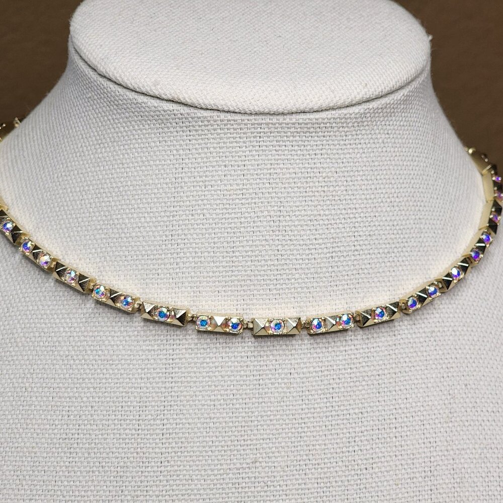 Kendra Scott Irit Choker Necklace Adjustable Gold Platted Iridescent Crystals